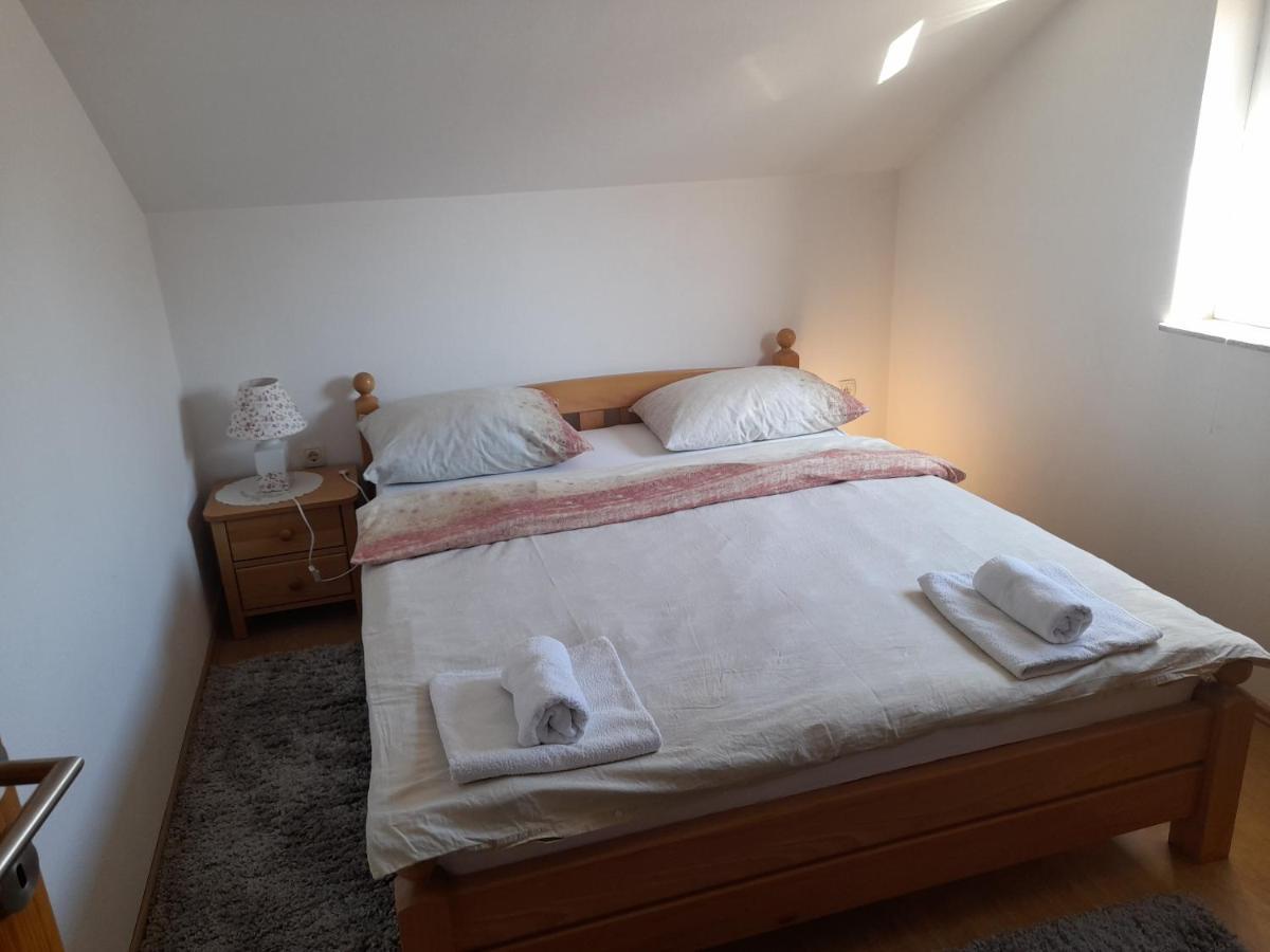 Apartman Zoran Livno Exteriör bild