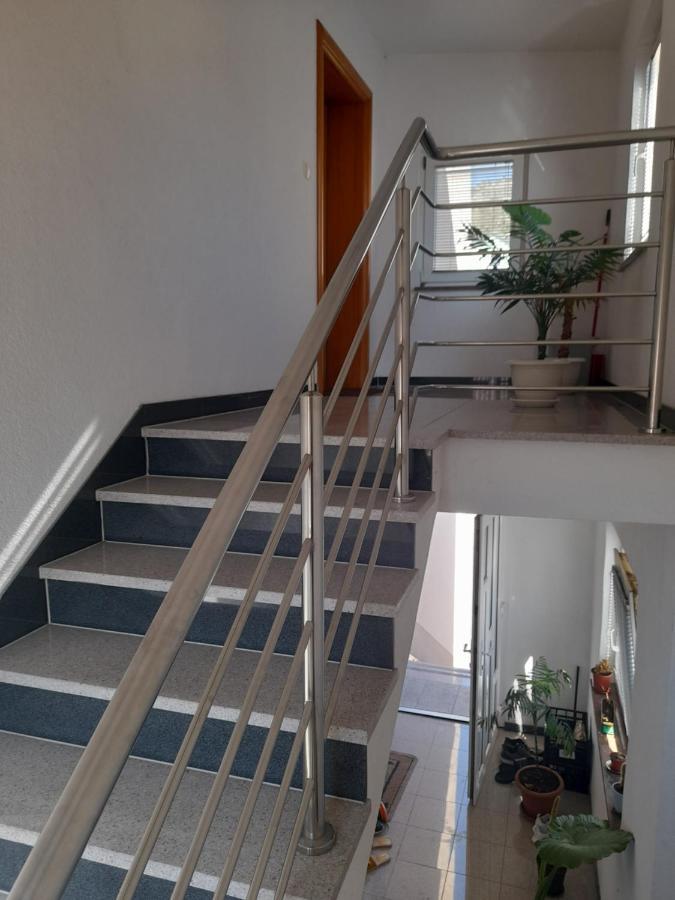 Apartman Zoran Livno Exteriör bild